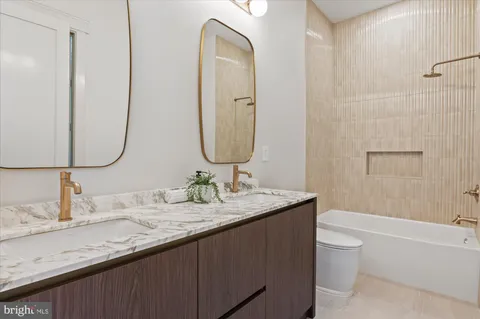 $3,295,000 | 5011 Fulton Street Northwest, Washington, DC 20016