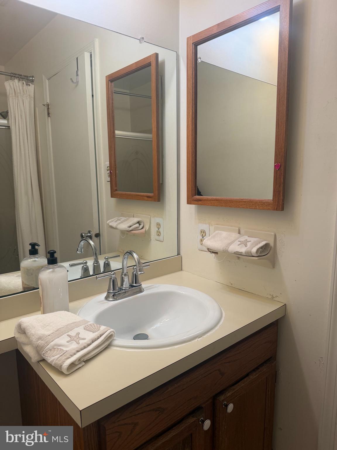 72303 Delaire Landing Road, Unit 303 Philadelphia, PA 19114 - Photo 15 of 16