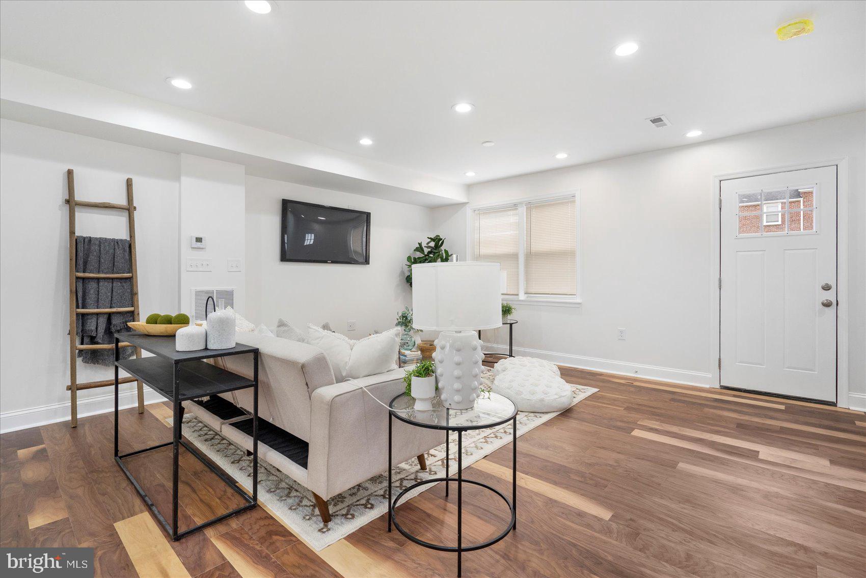 1012 Andover Road Baltimore, MD 21218 - Photo 6 of 44