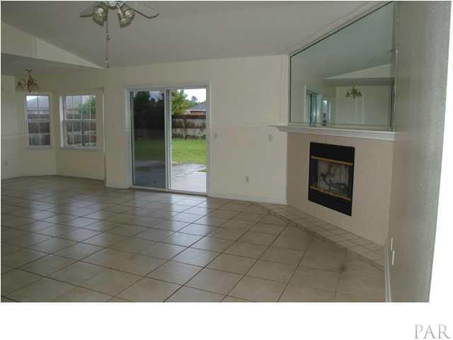 119 Gunwale Road Pensacola, FL 32507 - Photo 5 of 21 a black and white photo of a living room