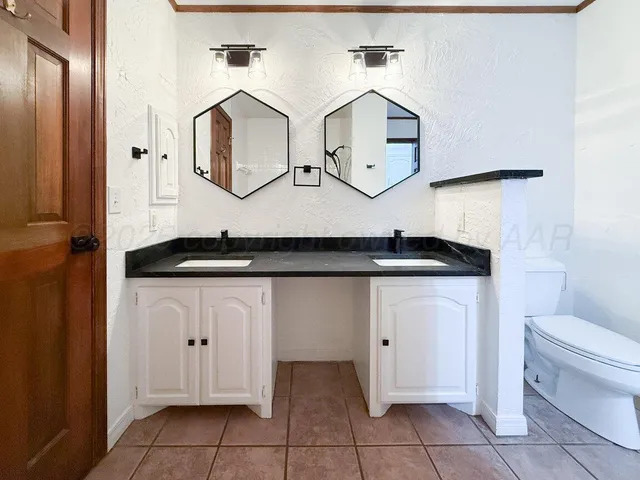 $470,000 | 81 Country Club Drive, Canyon, TX 79015