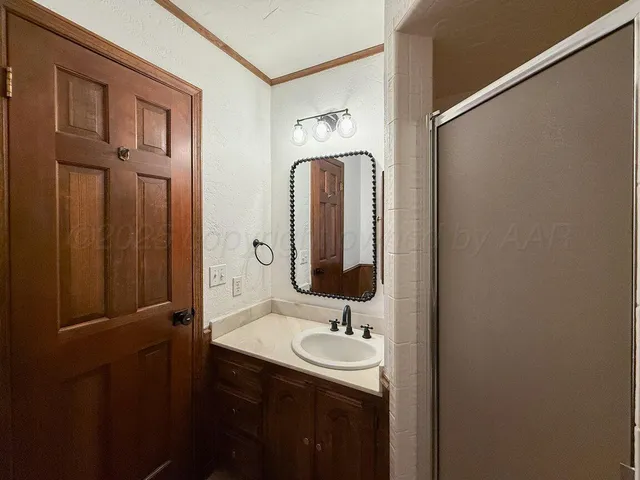 $470,000 | 81 Country Club Drive, Canyon, TX 79015