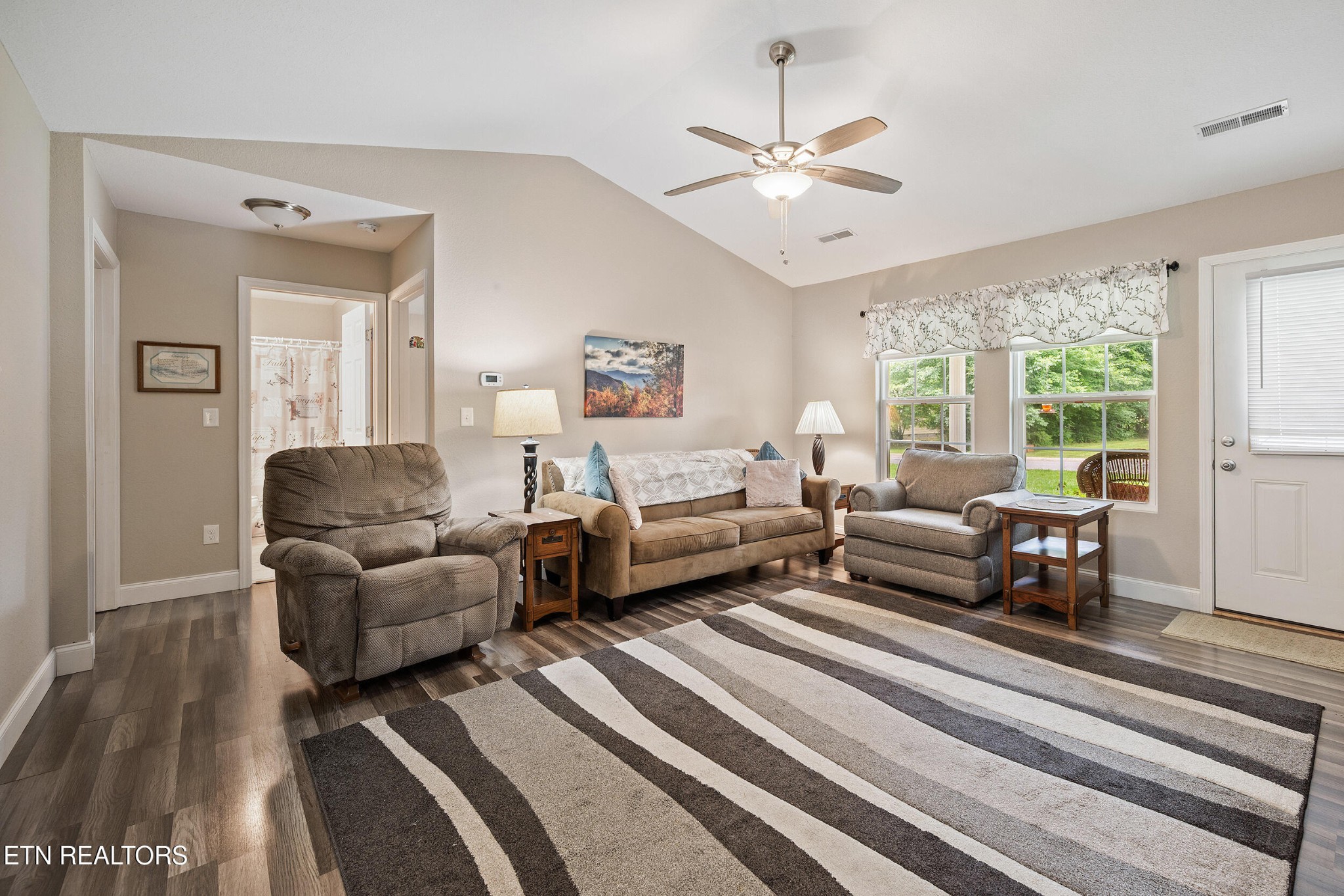 534 Shellbark Road Newport, TN 37821 - Photo 5 of 29 a living room with furniture and a large window