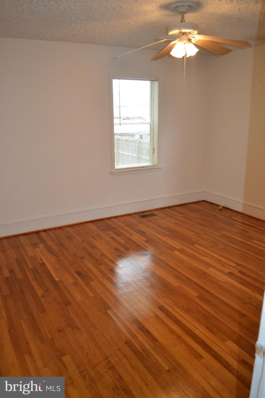 4108 Fordleigh Road Baltimore, MD 21215 - Photo 17 of 28 Bedroom
