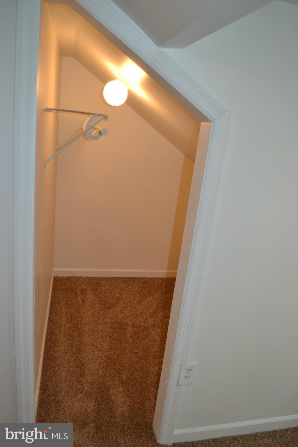 4108 Fordleigh Road Baltimore, MD 21215 - Photo 28 of 28 Bath (Master)