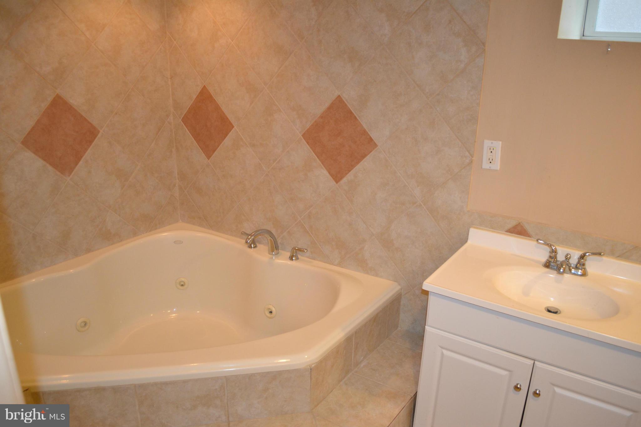 4108 Fordleigh Road Baltimore, MD 21215 - Photo 4 of 28 Basement