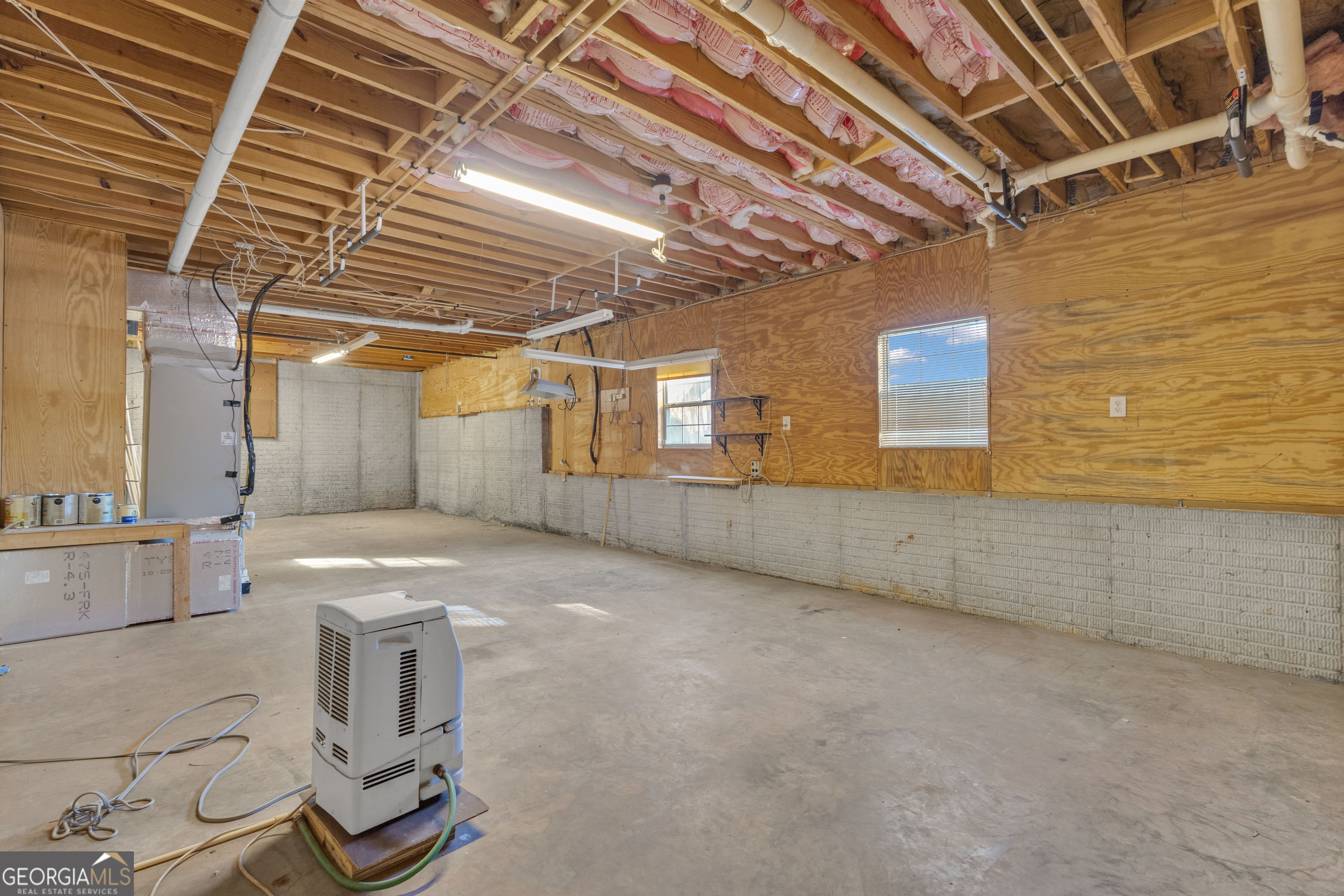165 Masters Drive Newnan, GA 30265 - Photo 56 of 63 a view of an empty room