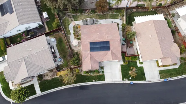 $379,999 | 805 El Tesoro Lane, Los Banos, CA 93635