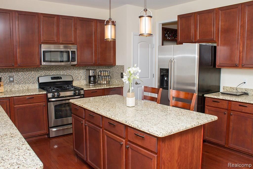3698 Connors Drive Rochester, MI 48307 - Photo 14 of 70 C:\Users\prudential\Pictures\Connors Drive - 3698\kitchen2.jpg