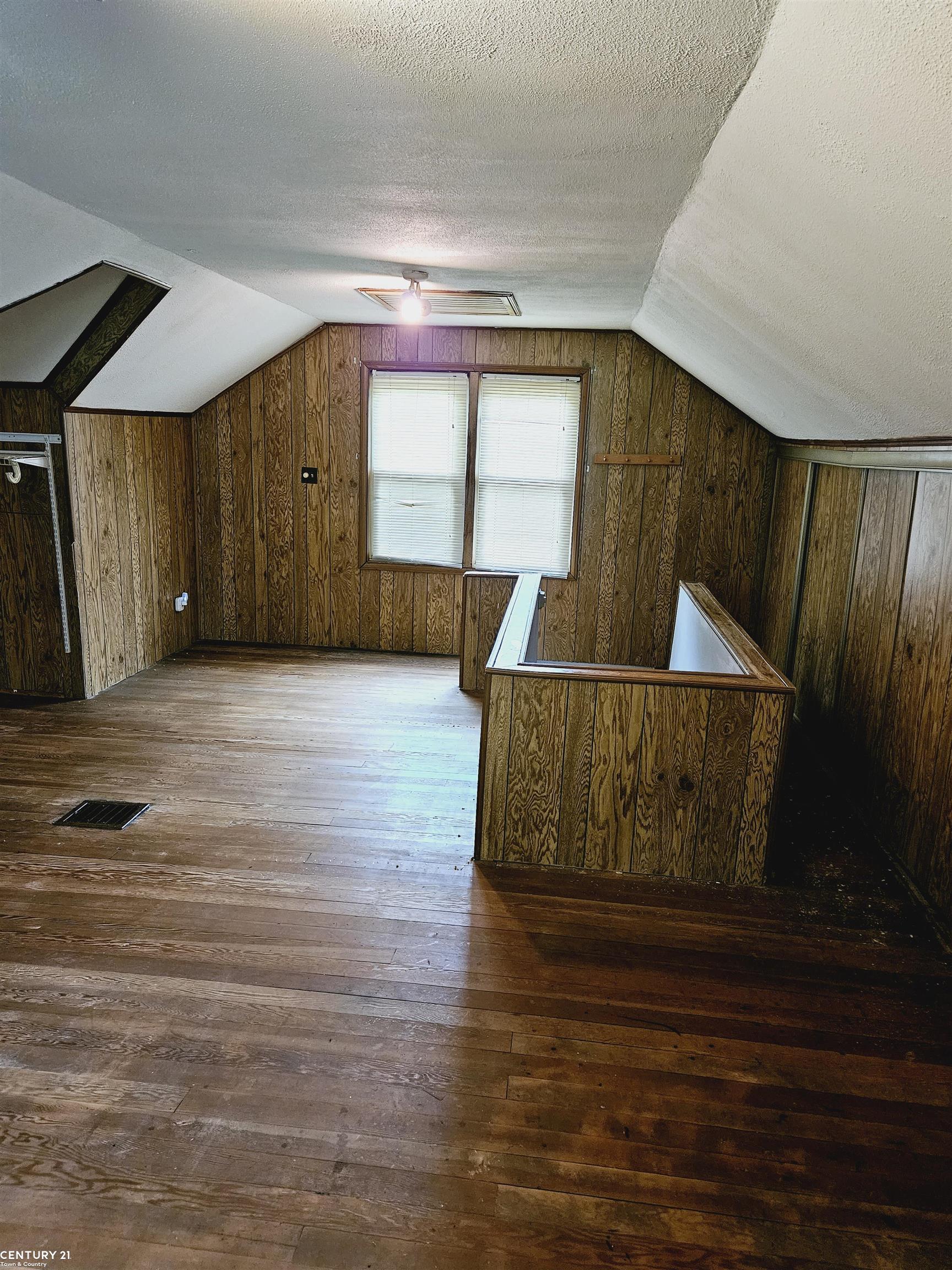 9975 Hemingway Redford, MI 48239 - Photo 20 of 33 Gallery Image 20