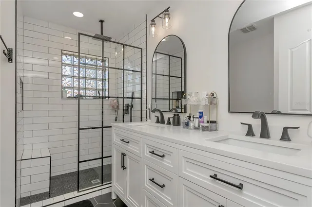 $449,000 | 6647 68th Street East, Bradenton, FL 34203