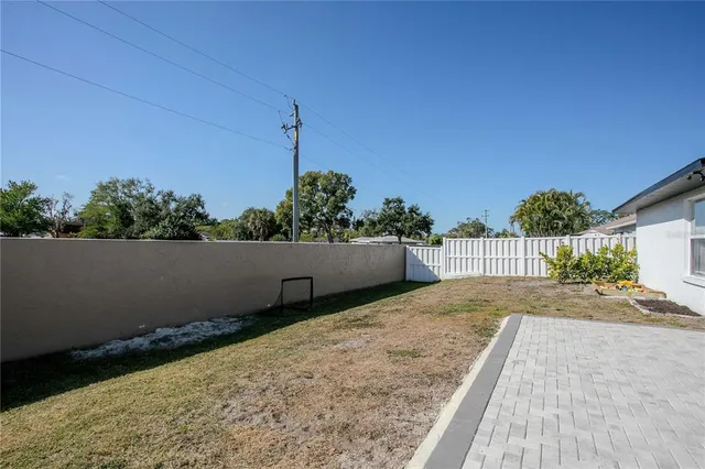 $449,000 | 6647 68th Street East, Bradenton, FL 34203