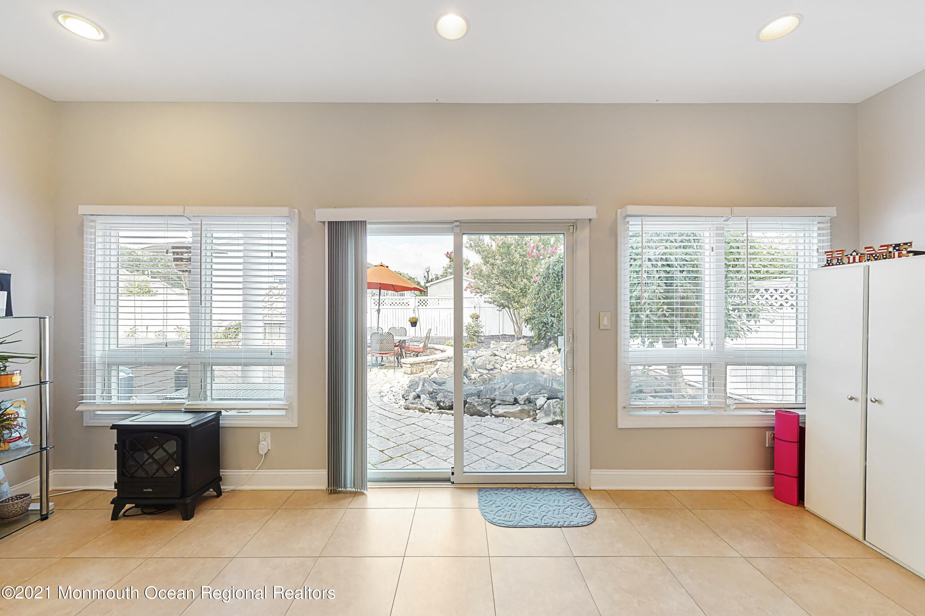 231 South Riverside Drive Neptune Township, NJ 07753 - Photo 11 of 33 Bonus Room