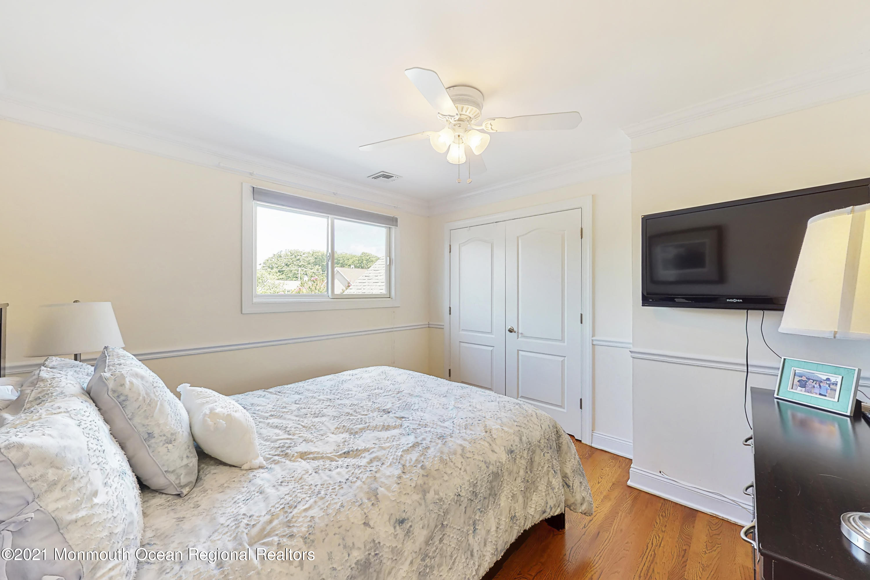 231 South Riverside Drive Neptune Township, NJ 07753 - Photo 19 of 33 Bedroom