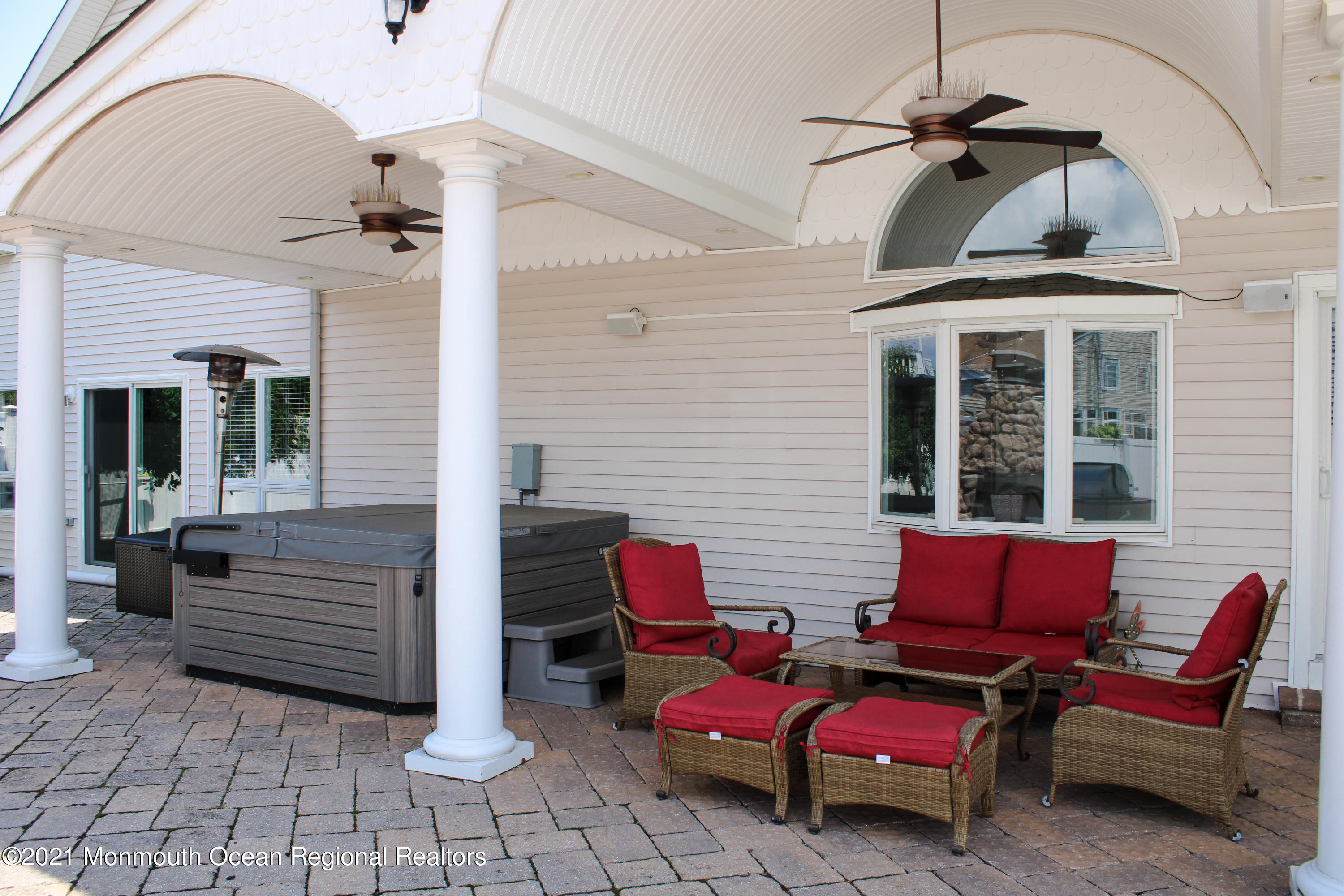 231 South Riverside Drive Neptune Township, NJ 07753 - Photo 24 of 33 Patio