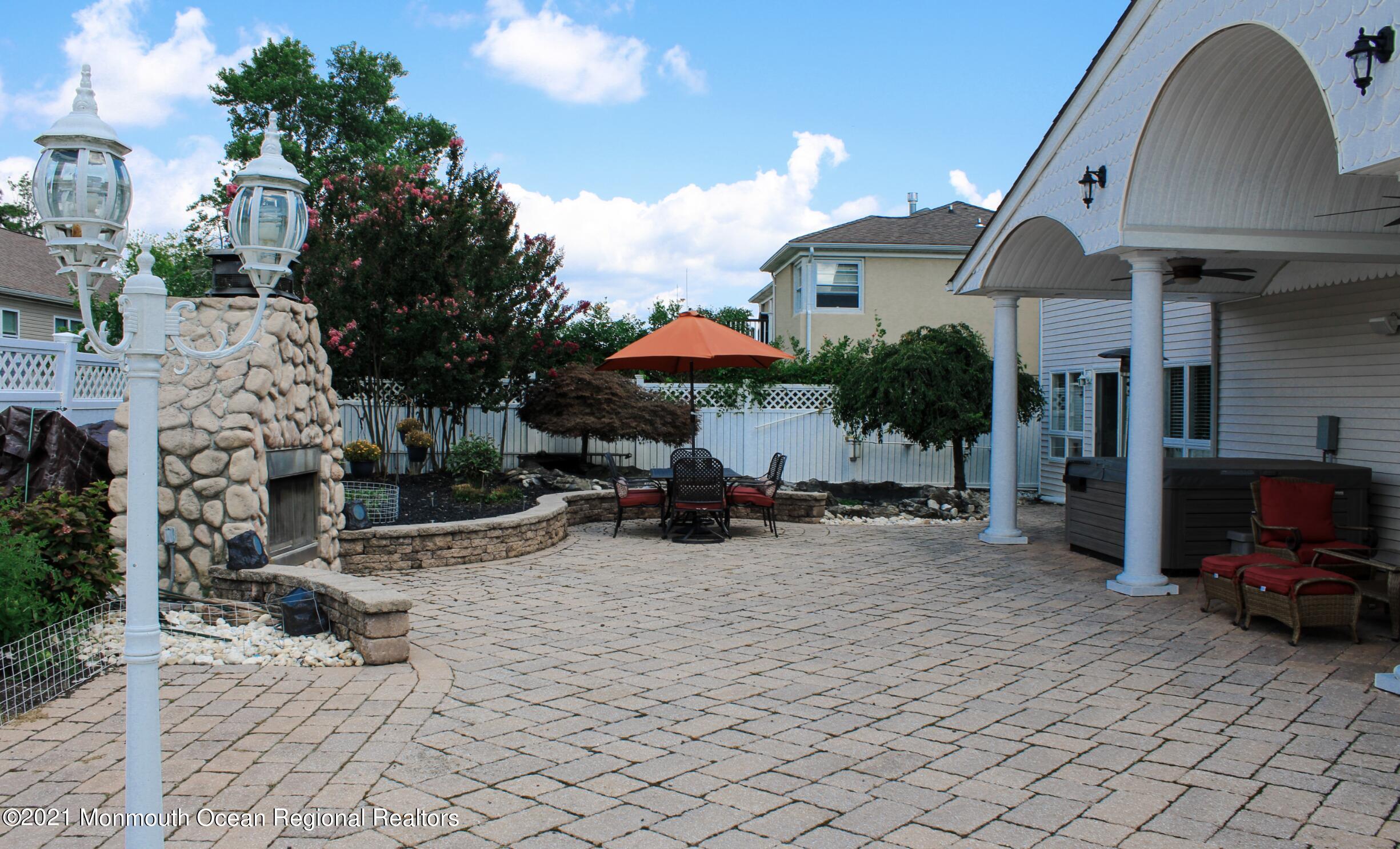231 South Riverside Drive Neptune Township, NJ 07753 - Photo 25 of 33 Backyard