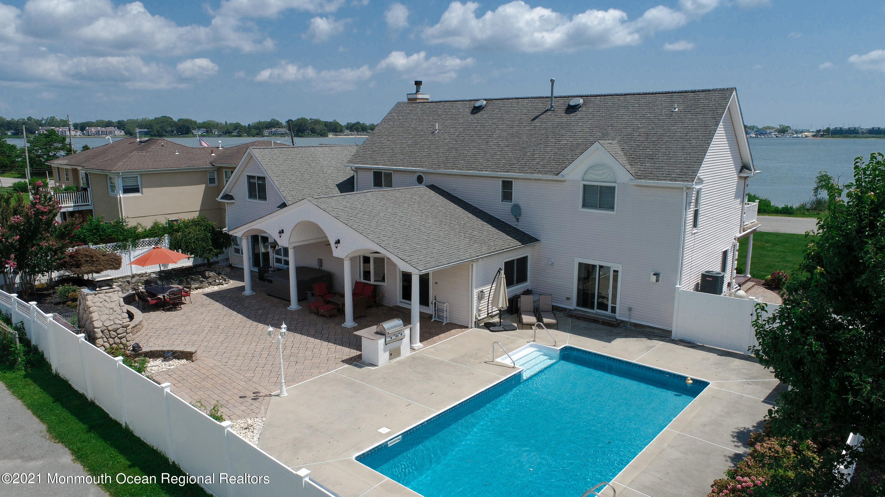 231 South Riverside Drive Neptune Township, NJ 07753 - Photo 27 of 33 View 2