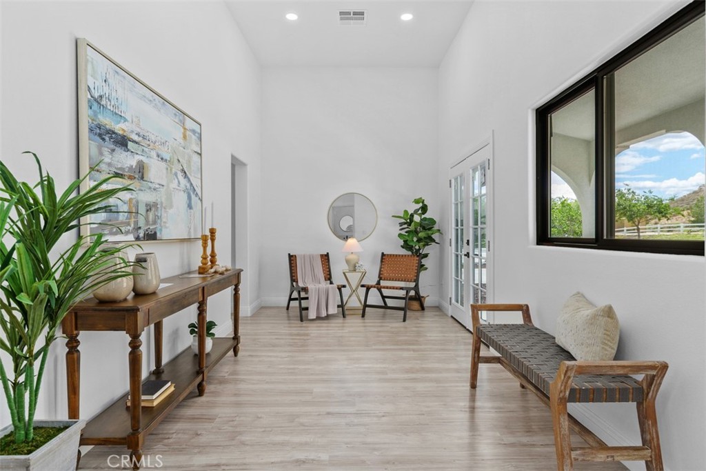 4465 Gilchrist Drive Riverside, CA 92505 - Photo 5 of 28
