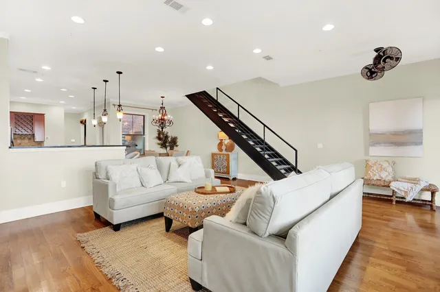 $485,000 | 358 Island Drive, Unit 105, Memphis, TN 38103