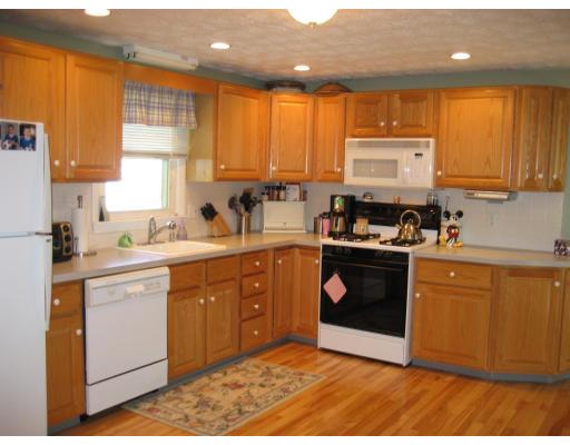19 Derry Road Methuen, MA 01844 - Photo 2 of 7 Gallery Image 2