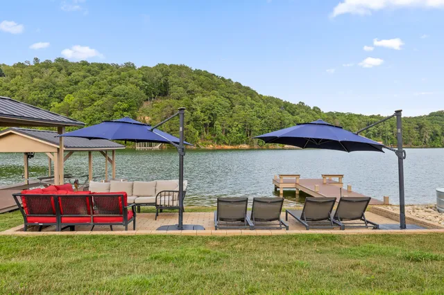 $1,500,000 | 272 Russell Lane, Spring City, TN 37381