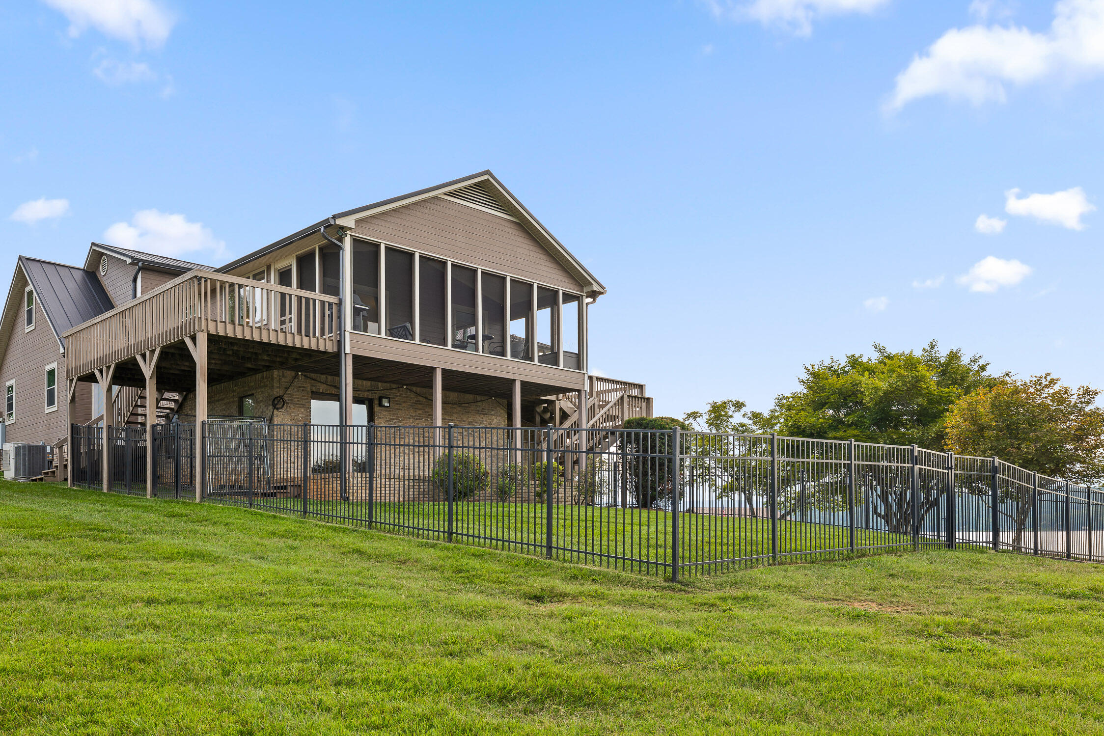 272 Russell Lane Spring City, TN 37381 - Photo 52 of 74 084-Russell-83