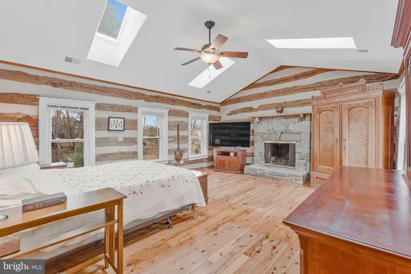 $1,499,000 | 1307 Tulip Poplar Lane, Vienna, VA 22182