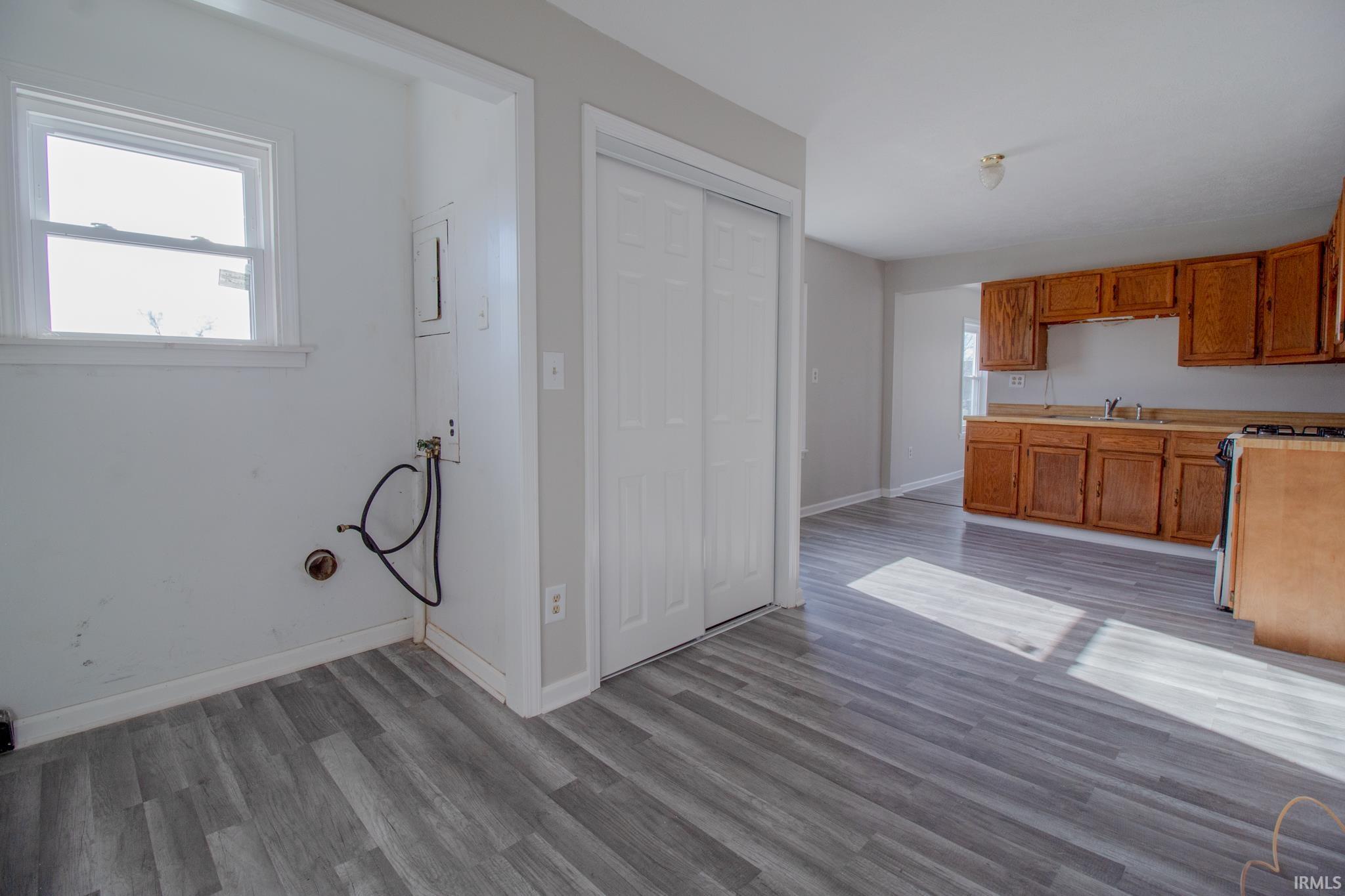 2512 South Walnut Street Yorktown, IN 47396 - Photo 10 of 23