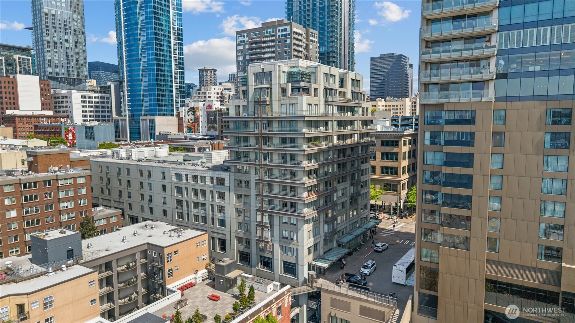 98 Union Street, Unit 810 Seattle, WA 98101 - Photo 31 of 38