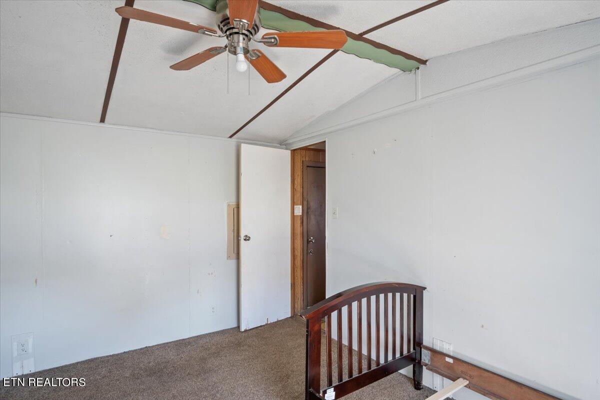 2906 New Blockhouse Road Maryville, TN 37803 - Photo 11 of 22 10-Bedroom 1