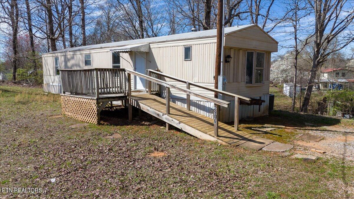 2906 New Blockhouse Road Maryville, TN 37803 - Photo 3 of 22 02-Exterior Front