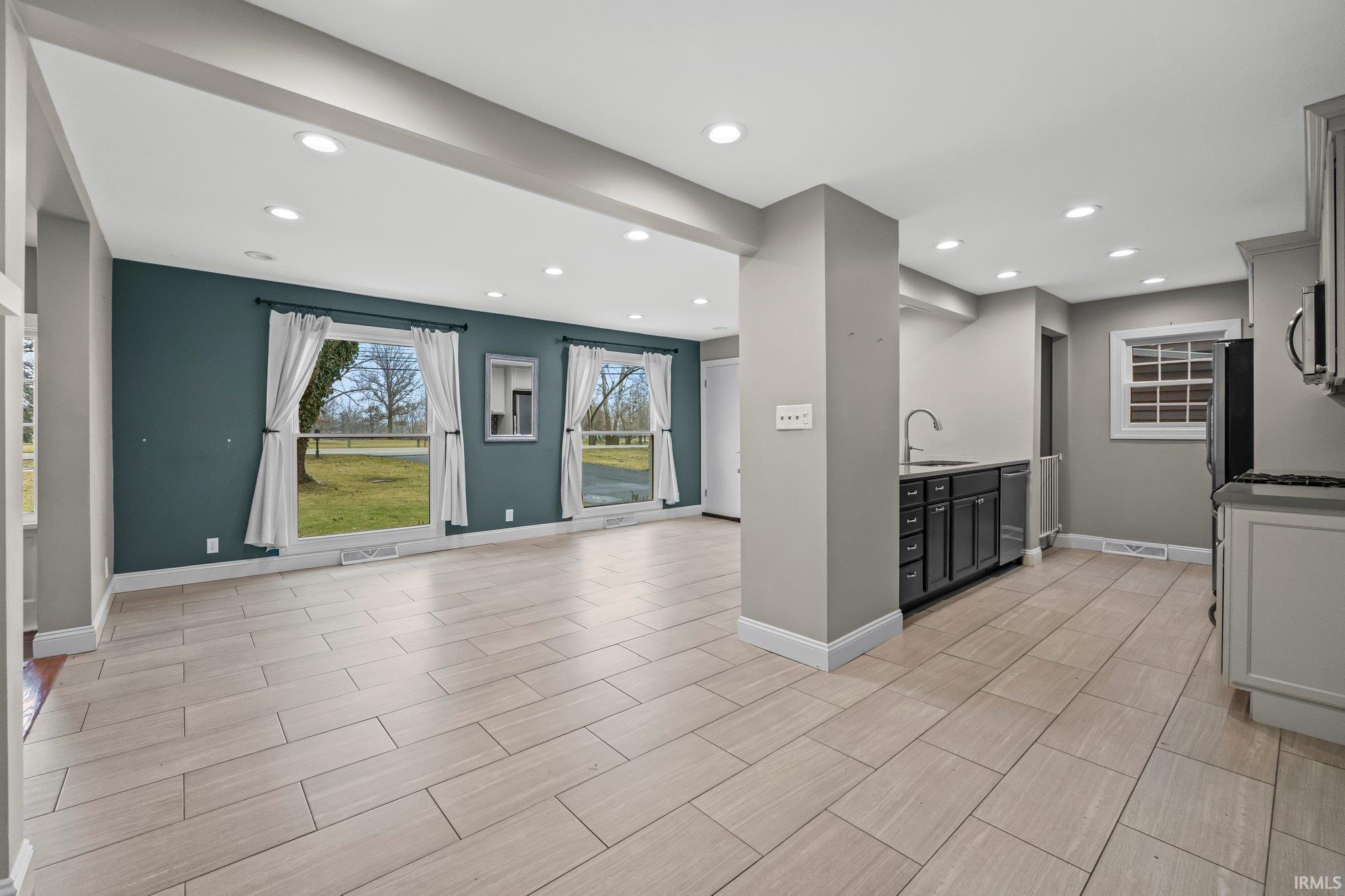 2904 Smith Road Fort Wayne, IN 46804 - Photo 13 of 31