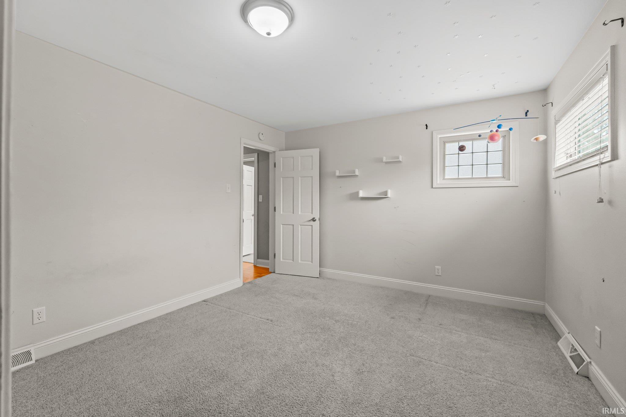 2904 Smith Road Fort Wayne, IN 46804 - Photo 19 of 31