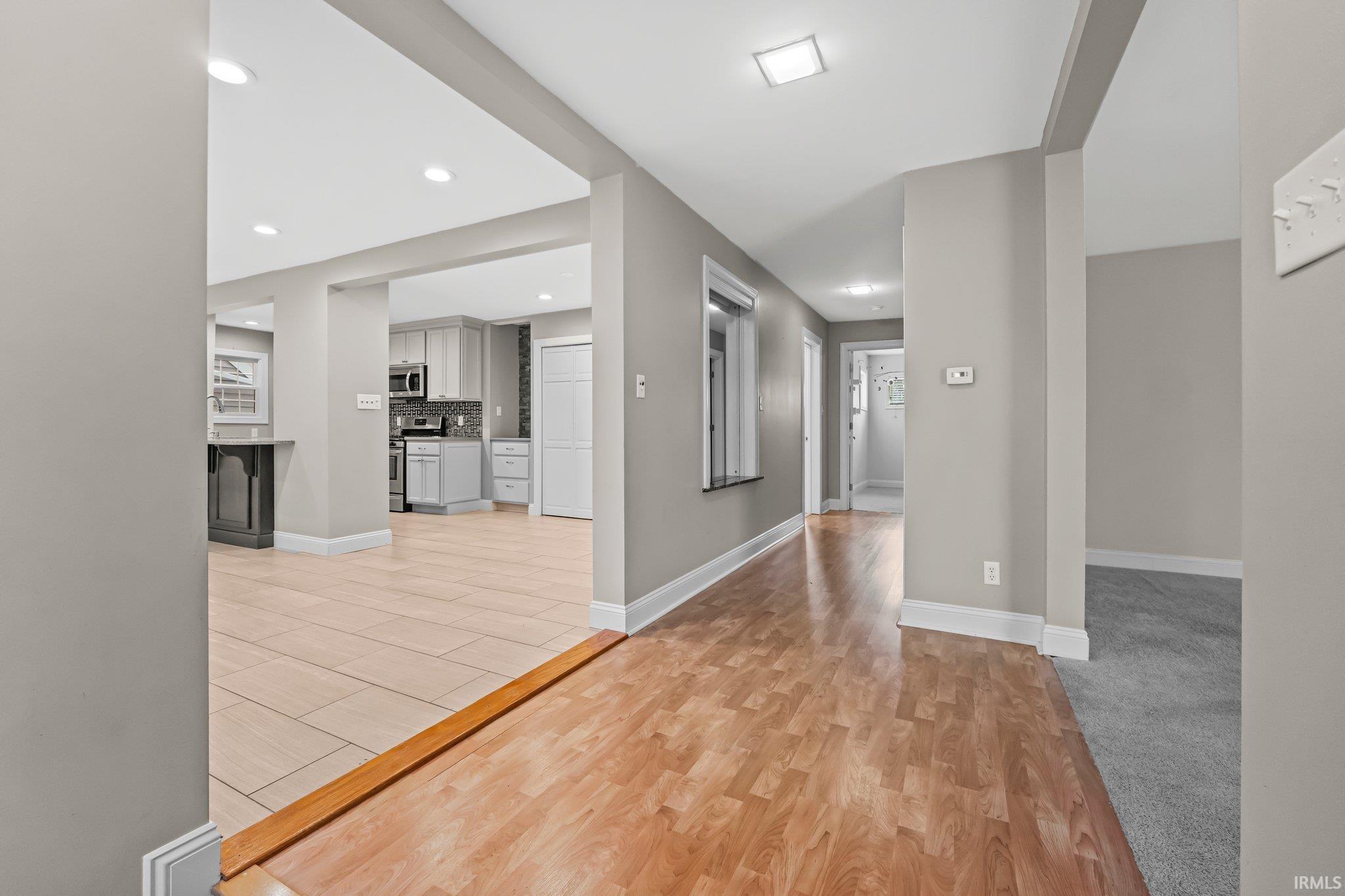 2904 Smith Road Fort Wayne, IN 46804 - Photo 6 of 31