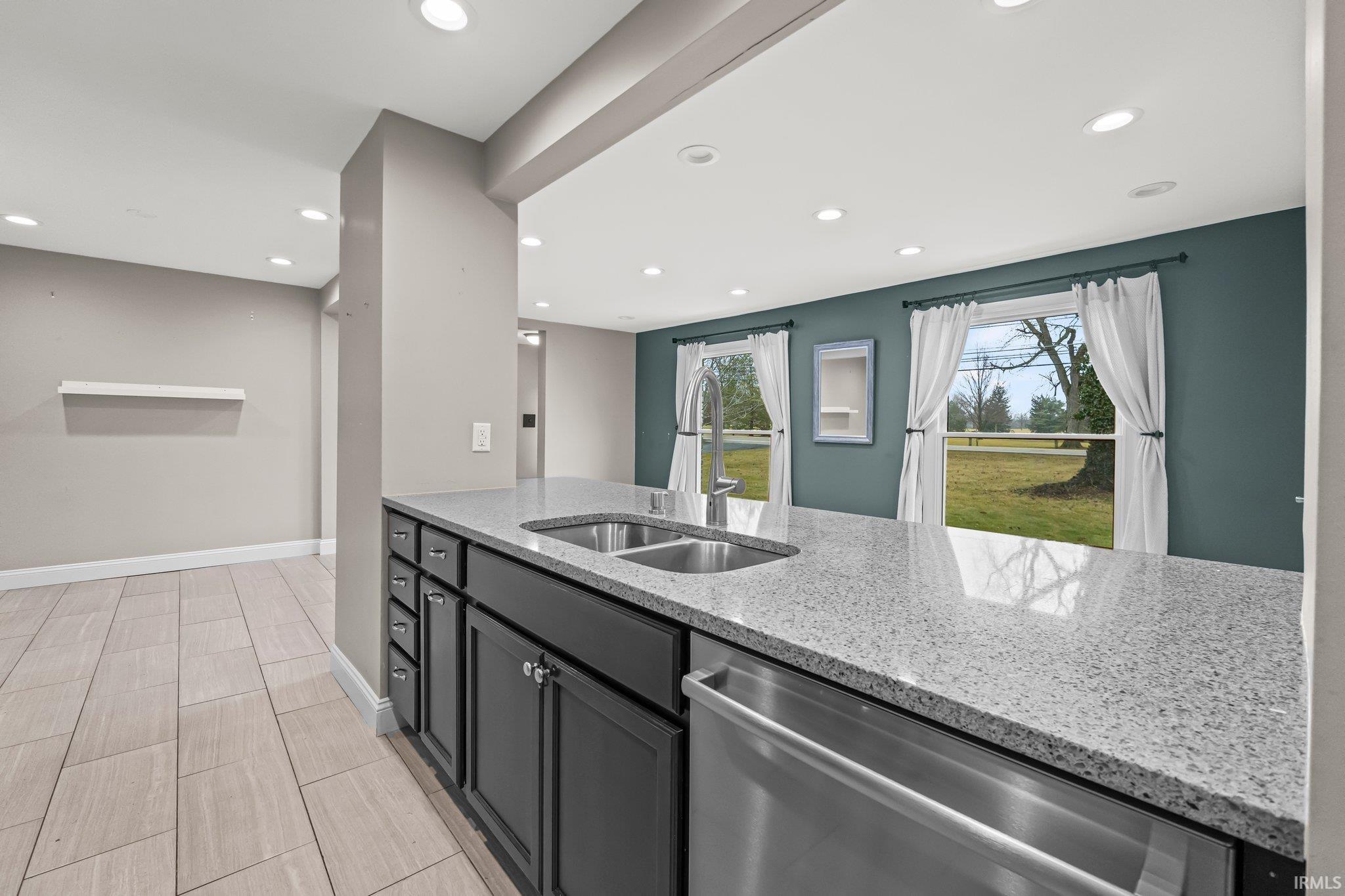 2904 Smith Road Fort Wayne, IN 46804 - Photo 9 of 31