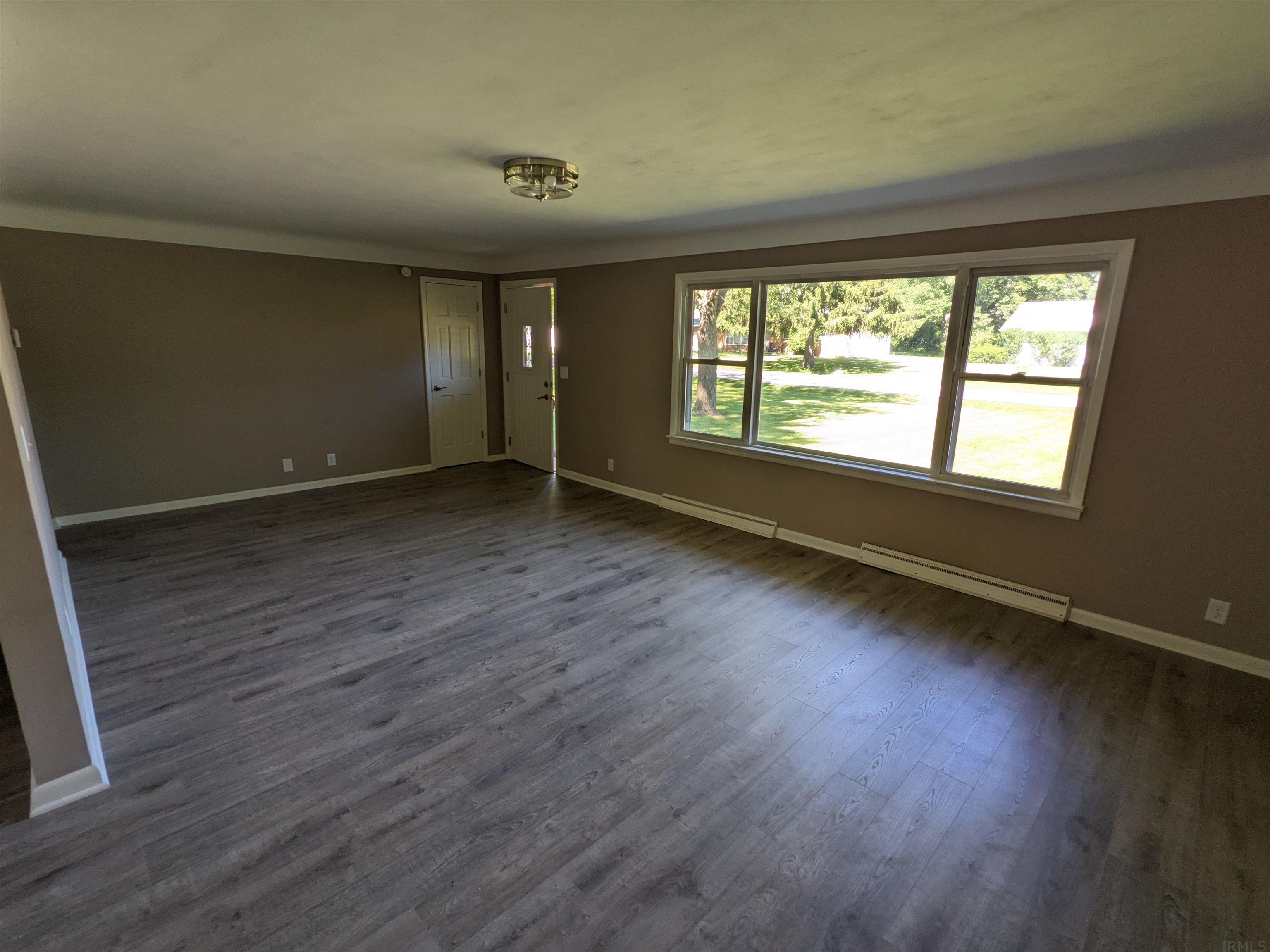 3865 Westlane Road Fort Wayne, IN 46815 - Photo 3 of 18 Gallery Image 3