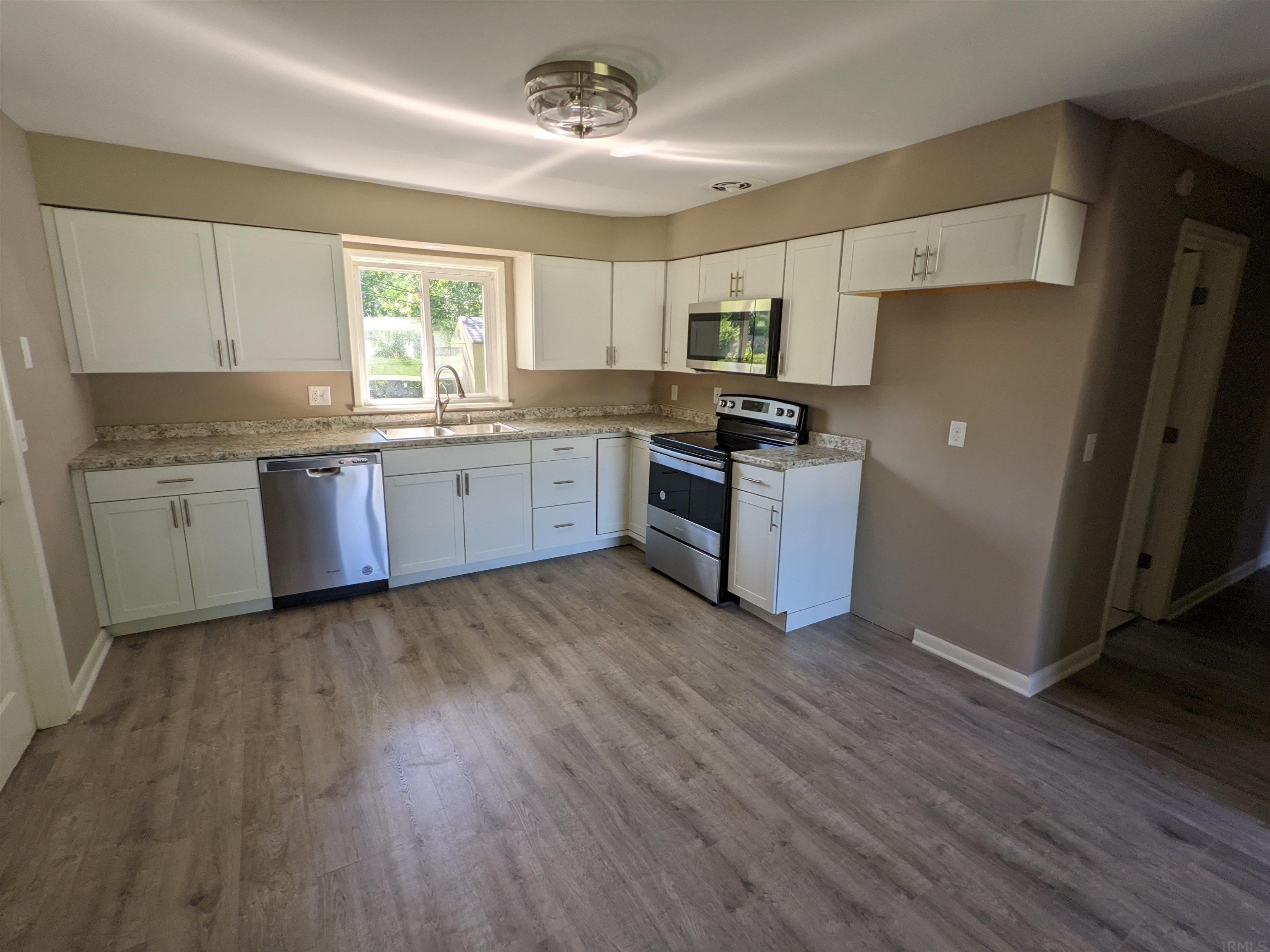 3865 Westlane Road Fort Wayne, IN 46815 - Photo 5 of 18 Gallery Image 5