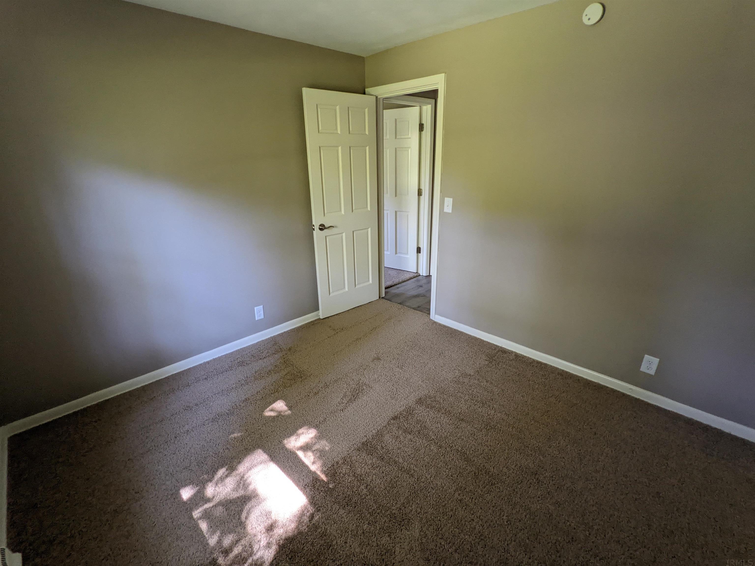3865 Westlane Road Fort Wayne, IN 46815 - Photo 10 of 18 Gallery Image 10