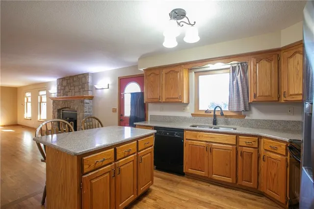 $585,000 | 22006 South State Route, Pleasant Hill, MO 64080