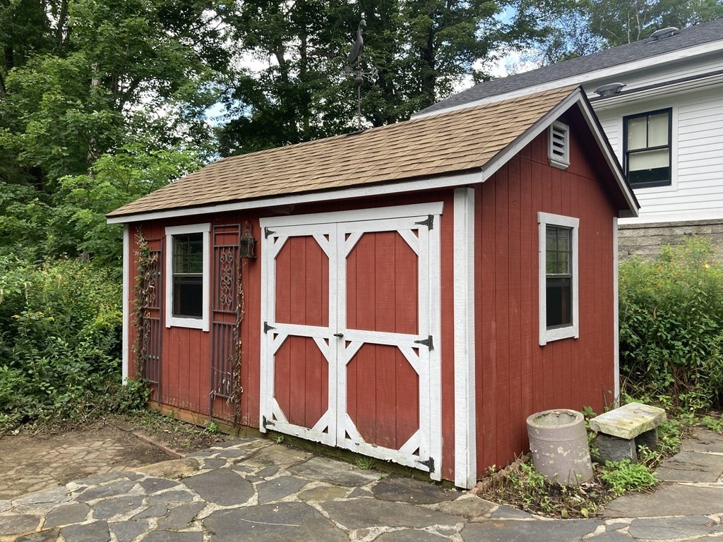 1561 Main Road Granville, MA 01034 - Photo 29 of 42