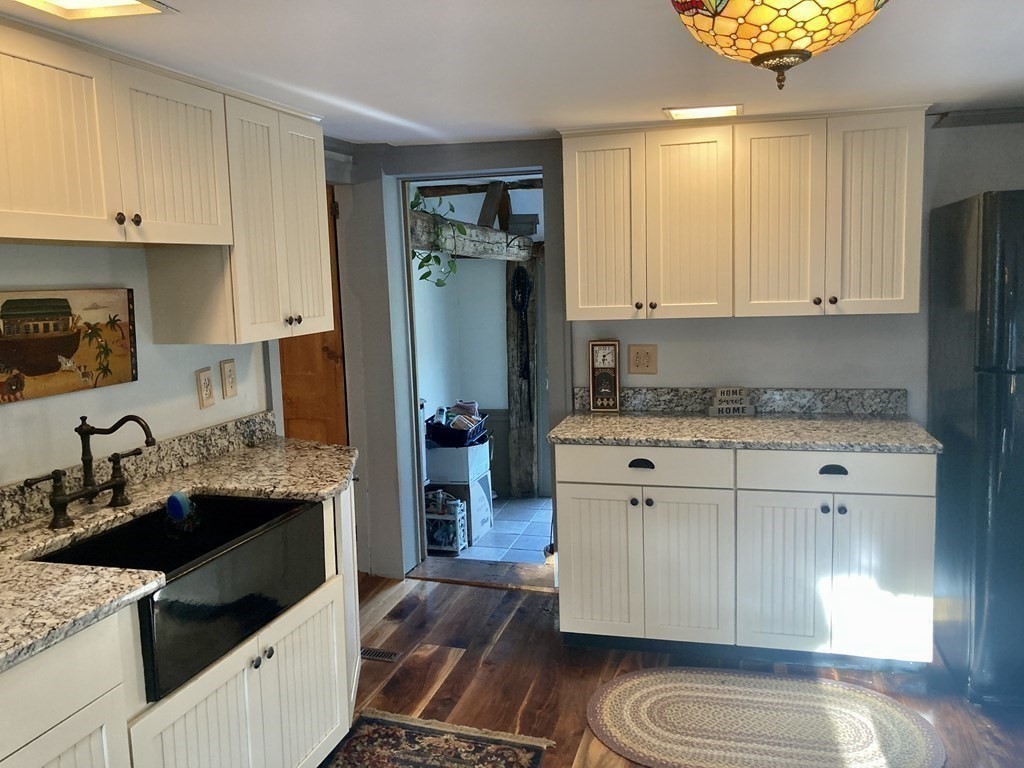1561 Main Road Granville, MA 01034 - Photo 10 of 42