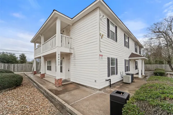 $1,050 | 44422 Highway 290 Business, Unit 22, Prairie View, TX 77484