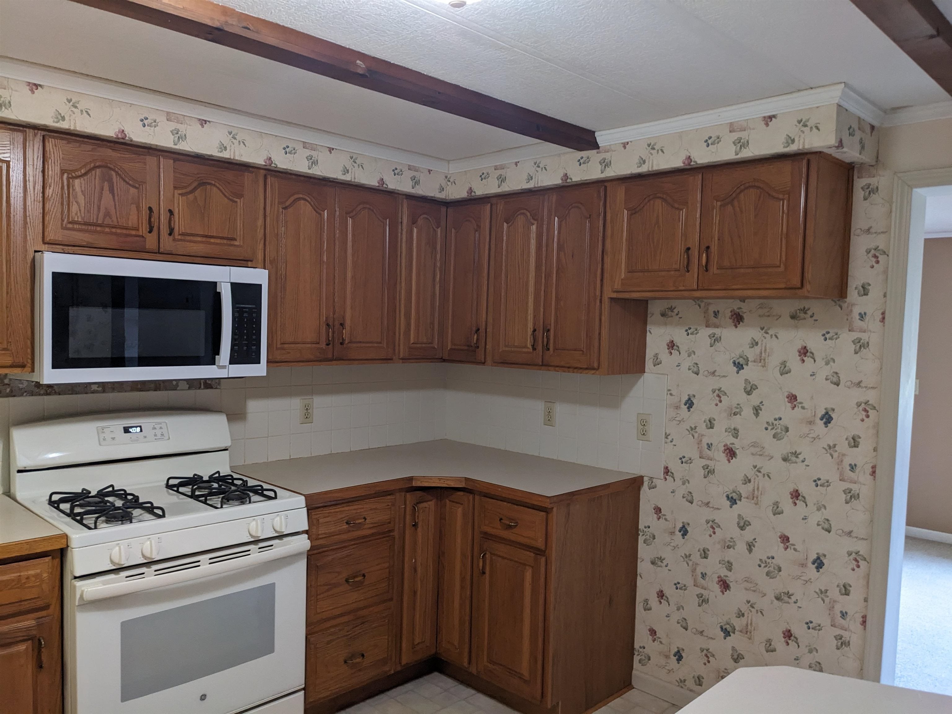 4711 North Elevator Road Pinconning, MI 48650 - Photo 10 of 24 Gallery Image 10
