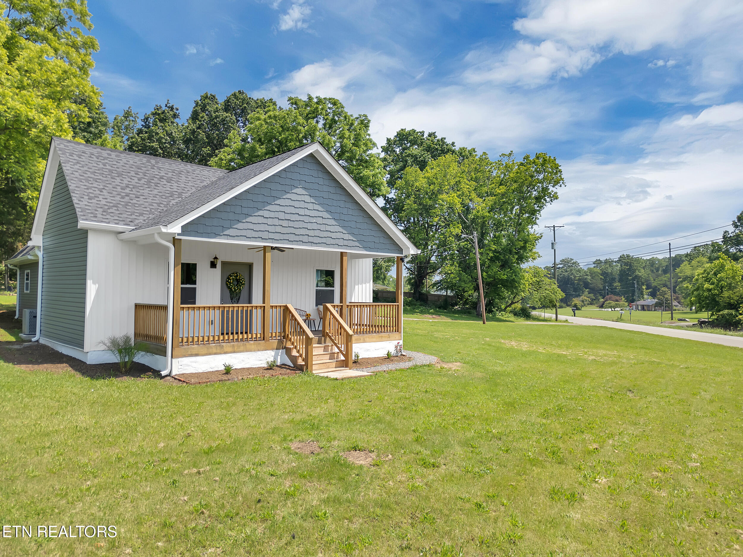 7915 Corryton Luttrell Road Corryton, TN 37721 - Photo 6 of 38 6_06