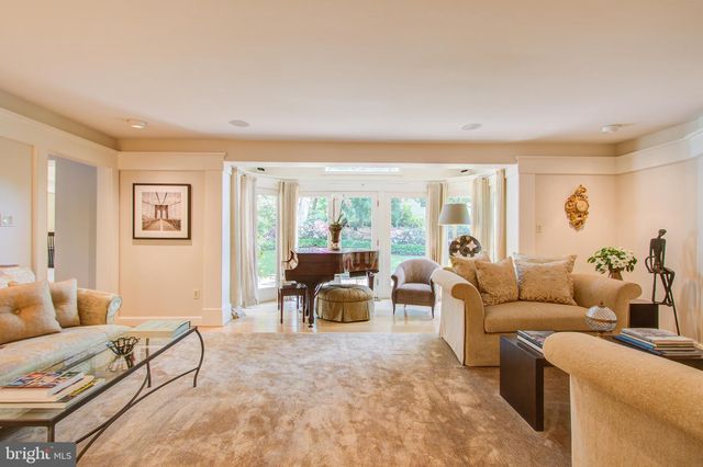$1,525,000 | 5812 Rockmere Drive, Bethesda, MD 20816