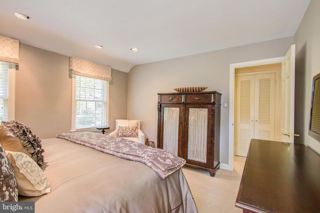 $1,525,000 | 5812 Rockmere Drive, Bethesda, MD 20816