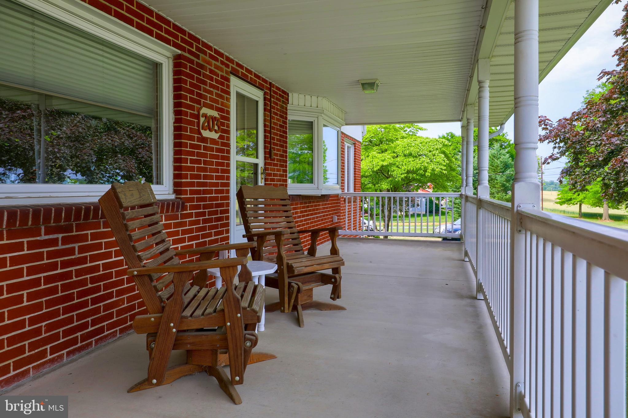 203 West Ridge Road Elizabethtown, PA 17022 - Photo 2 of 39