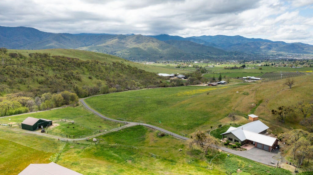 2025 Butler Creek Road Ashland, OR 97520 - Photo 35 of 49 BC(15)