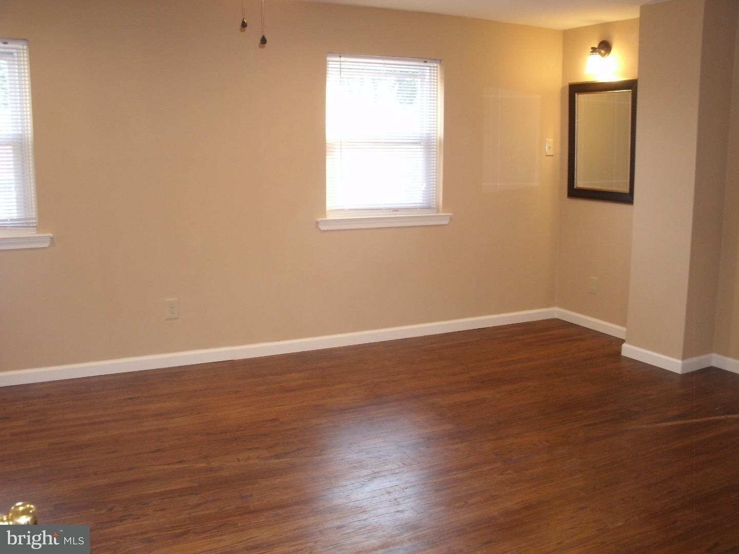 12407 Sweet Briar Road Philadelphia, PA 19154 - Photo 14 of 20 Bedroom - Main