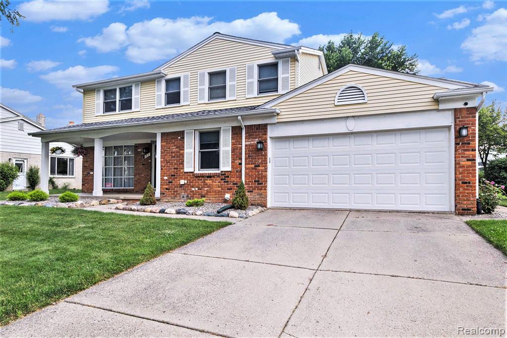 857 Hampton Circle Rochester Hills, MI 48307 - Photo 5 of 41